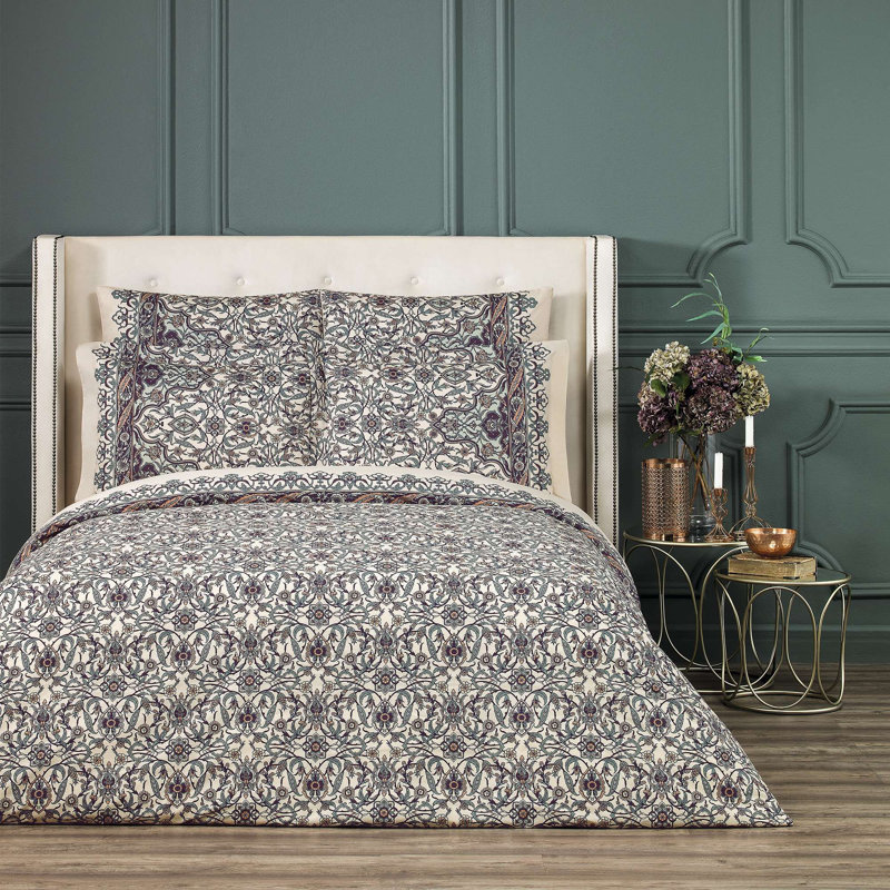 Samira Fitted Sheet, Queen Fitted Sheet and 1 Pillowcase