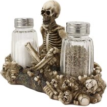 https://assets.wfcdn.com/im/91058056/resize-h210-w210%5Ecompr-r85/1143/114360657/Halloween+Ceramic+Salt+And+Pepper+Shaker+Set.jpg