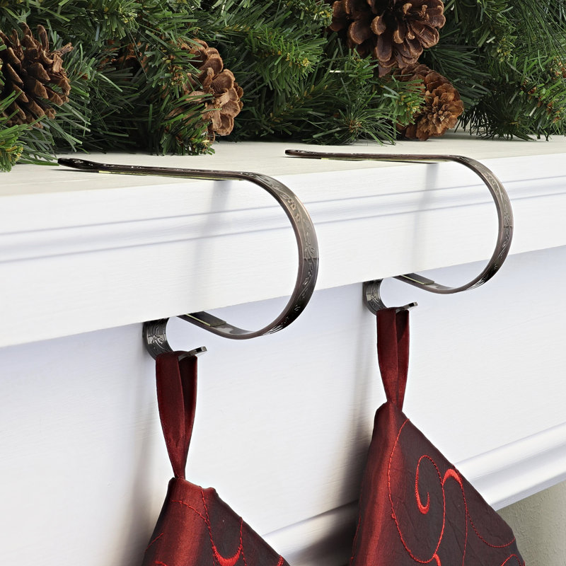 Mantleclip Stocking Holder, Holly Oil-Rubbed Bronze