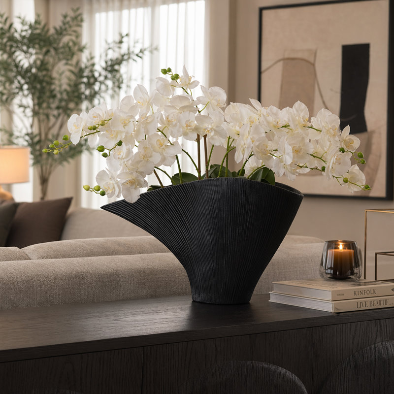 Vase de table moderne en métal sculptural pour décoration intérieure, H 9 po x l 16 po x P 4 po