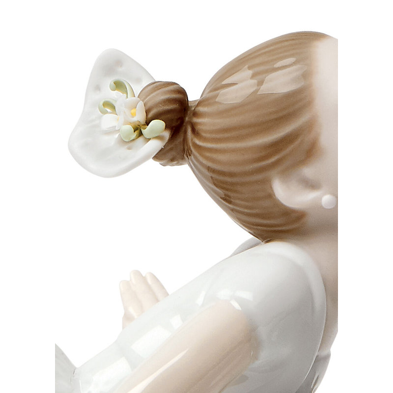 Wedding in the Air Couple Figurine