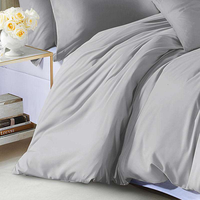Marnisha Microfiber / Polyester Solid Colour Duvet Cover Set with Pillowcases, Silver
