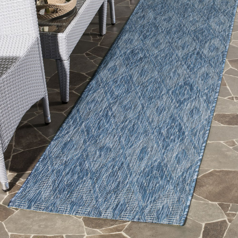 Tapis d'intérieur / extérieur à motif géométrique Courtyard Performance, Tapis de couloir 2 pi 3 po x 16 pi