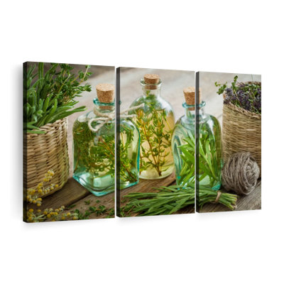 " Infused Thyme And Rosemary Oil "