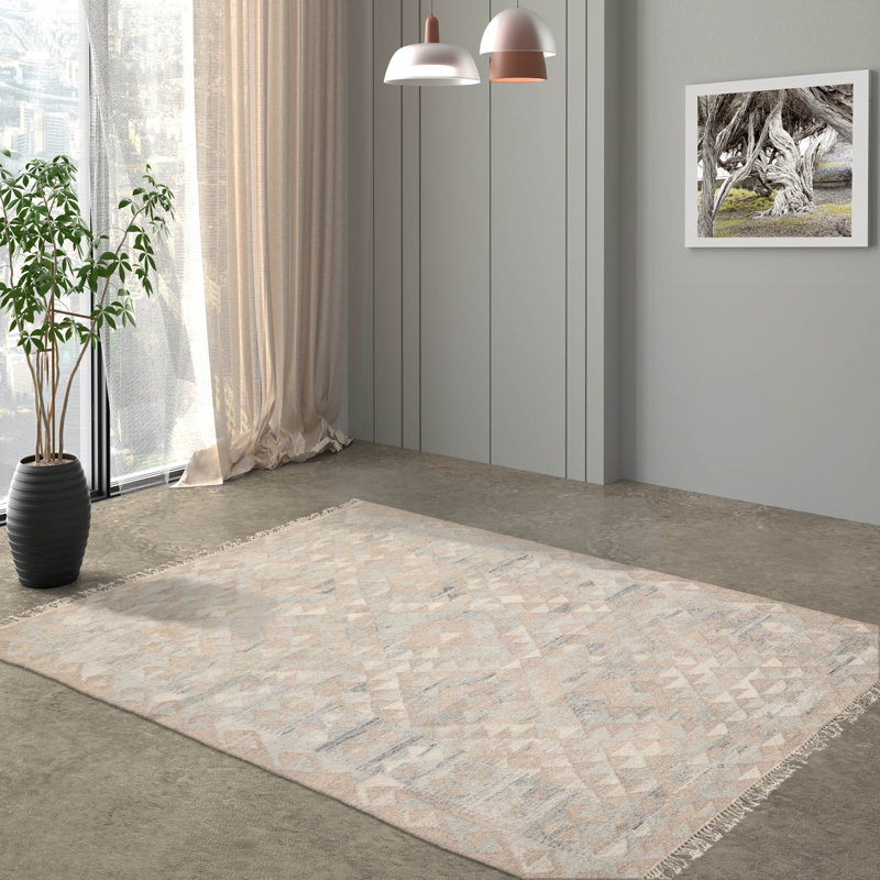 Kiyono Wool Southwestern Indoor / Outdoor Rug