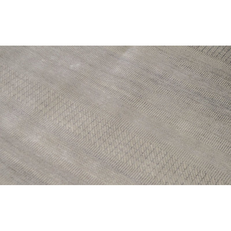 Area Rug in Light Green/Beige