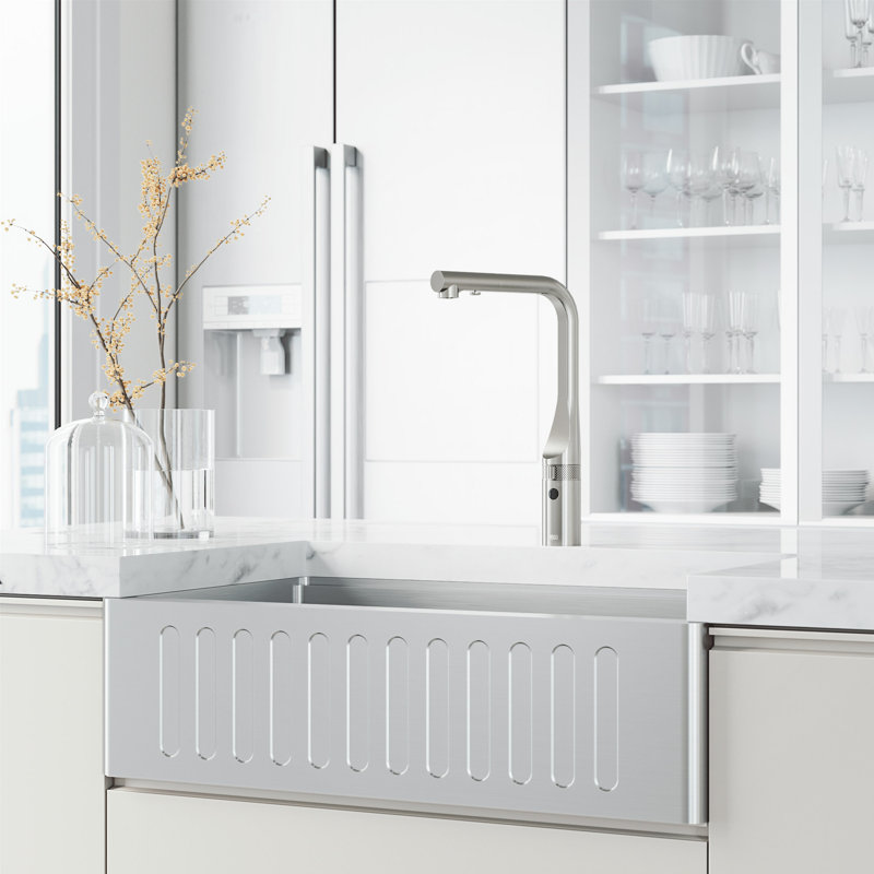 Jewel Touchless Sensor 15 in. Single Handle Pull-Out Kitchen Faucet, Stainless Steel