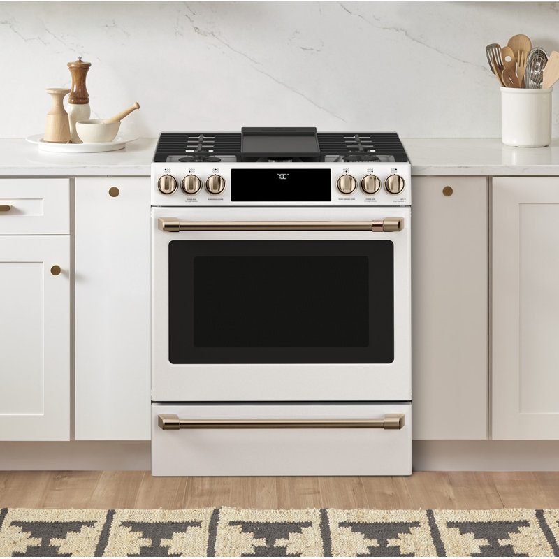 Café 30" 5.6 cu. ft. Slide-in Gas Range with Griddle, Matte White