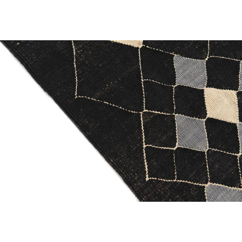 Tapis noir Jessen