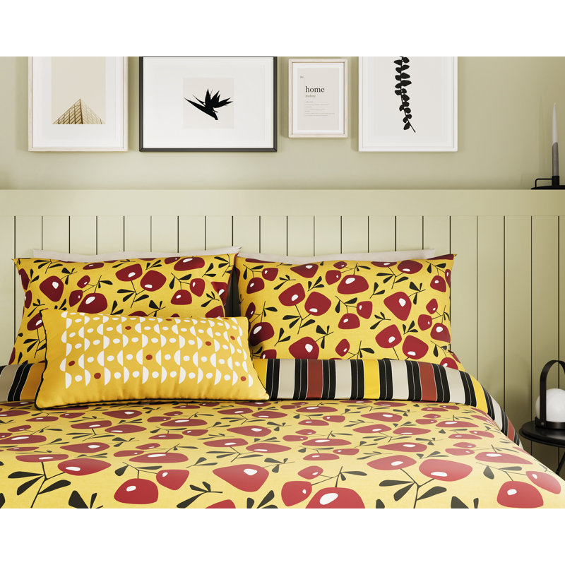 Felix Cushion, Yellow