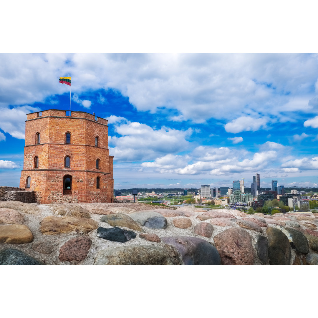 Gediminas Turm von ChamilleWhite - Druck