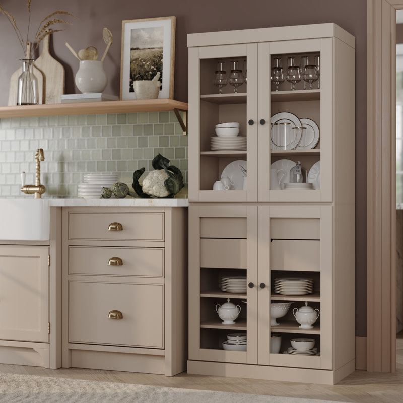 Garde-manger 100% bois massif Kaniesha 32 po avec portes en verre transparent, 2 tiroirs et tablettes réglables, Beige
