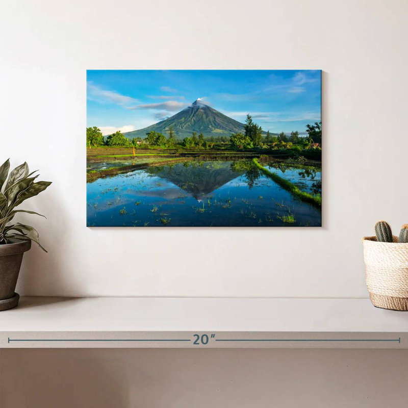 Réflexion du volcan Mayon, H 8 po x l 12 po