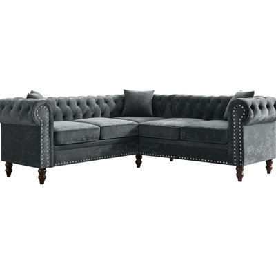 Velours gris en forme de L avec profondeur de 80 po, bouton profond, pieds en bois massif, accoudoirs roulés, 5 sièges, 3 coussins,