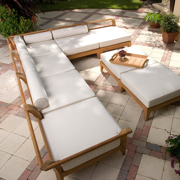 Westminster Teak 110.5'' Wide Patio Daybed with Cushions