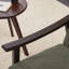Chaise d'appoint moderne pour le salon-533018281