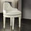 Fauteuil de coiffeuse de luxe avec rotation - Mousse confortable et détails ornementaux Siège pivotant tendance pour le dossier