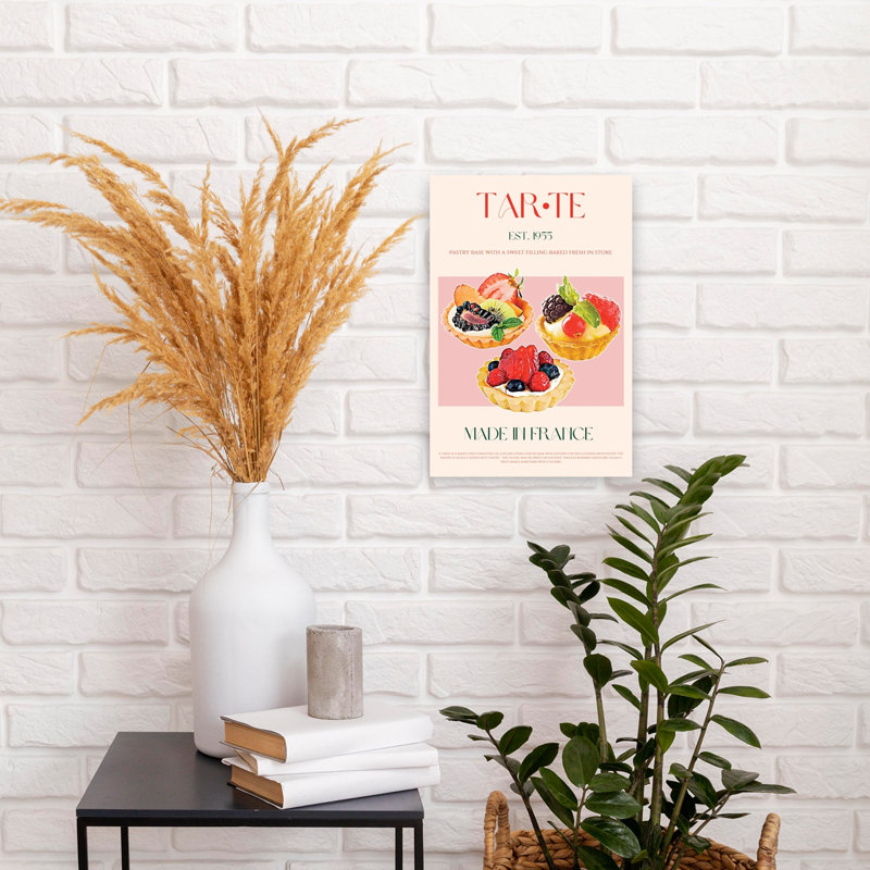 Tartelettes aux fruits français, H 18 po x l 12 po