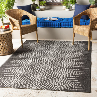 Hongming Geometric Indoor / Outdoor Rug