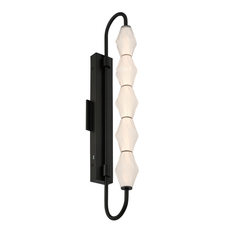  Geode Integrated LED 32in Outdoor Wall in Matte Black with Fluted Striped Glass, 32 inches, Matte Black