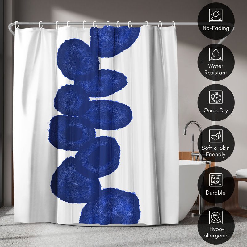 Rideau de douche Americanflat 71x74 - Blue Abstract Design - Indigo Vine par Chaos & Wonder Design