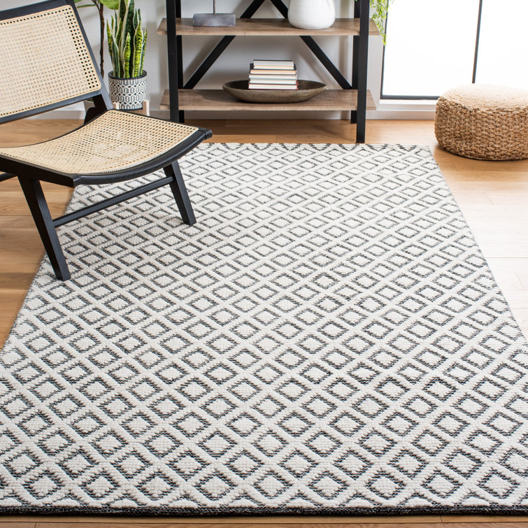 Matamoros Hand Woven Wool Geometric Rug