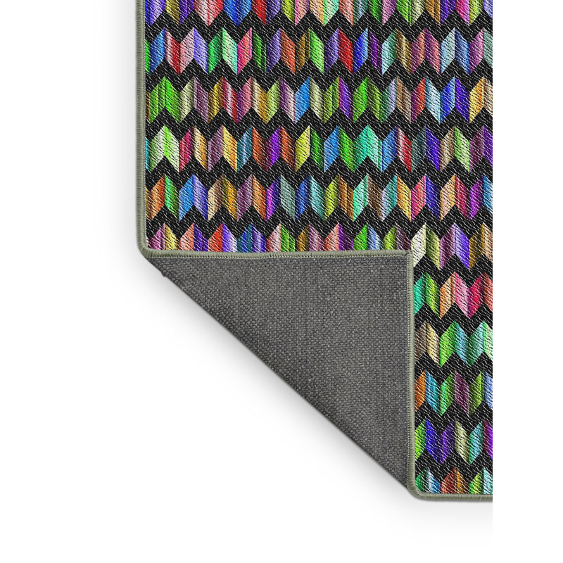 Tapis à chevrons noir Queens Boulevard, Rectangle 7 pi x 9 pi