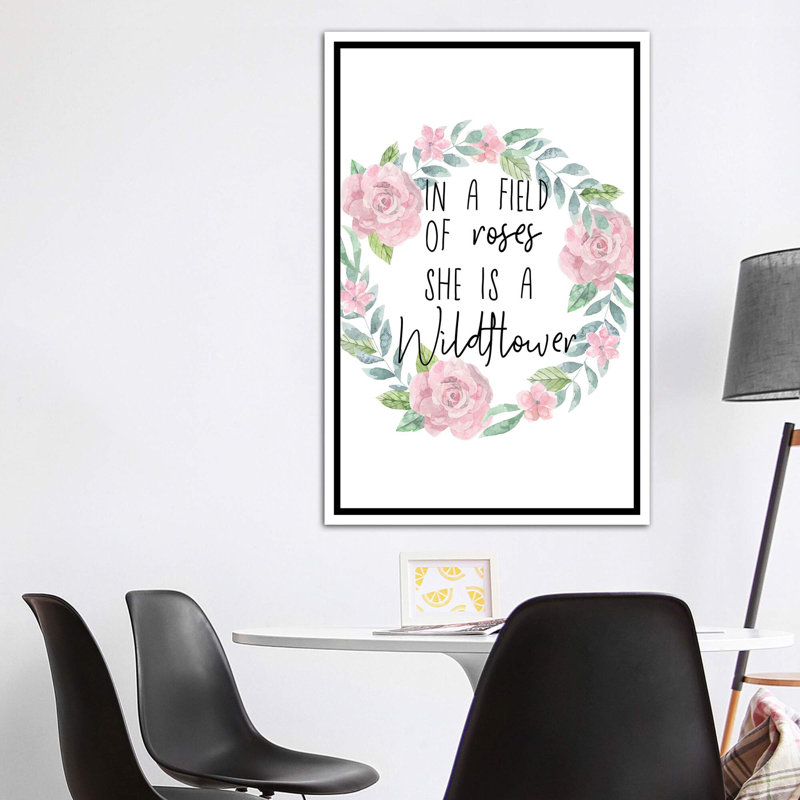 She Is a Wildflower Floral - impression d'art graphique, H 60 po x l 40po x P 1,5 po, Toile blanche encadrée, Pas de tapis