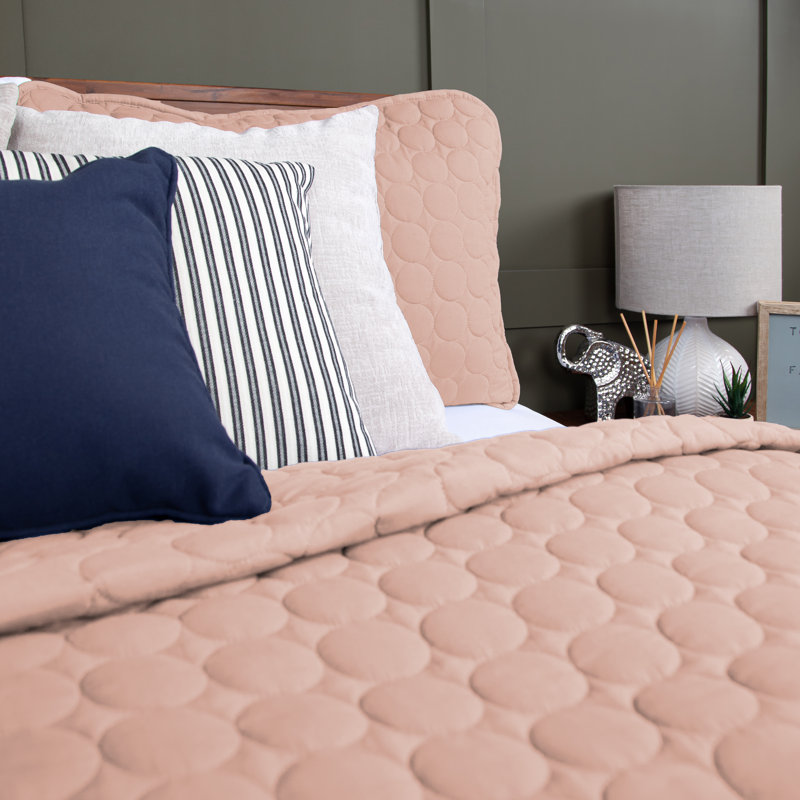 Pastel Pink Microfiber King Quilt Set