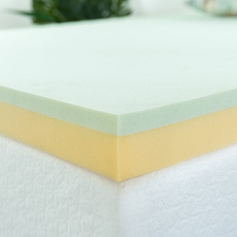 Surmatelas en mousse à mémoire de forme infusée de thé vert Zinus, Très grand, 4"