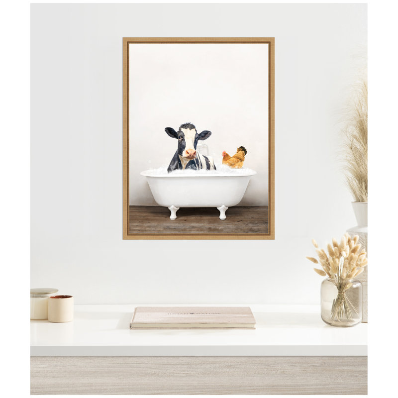 «Cow and Chicken in Rustic Bathaign» par Amy Peterson, reproduction d'art sur toile encadrée