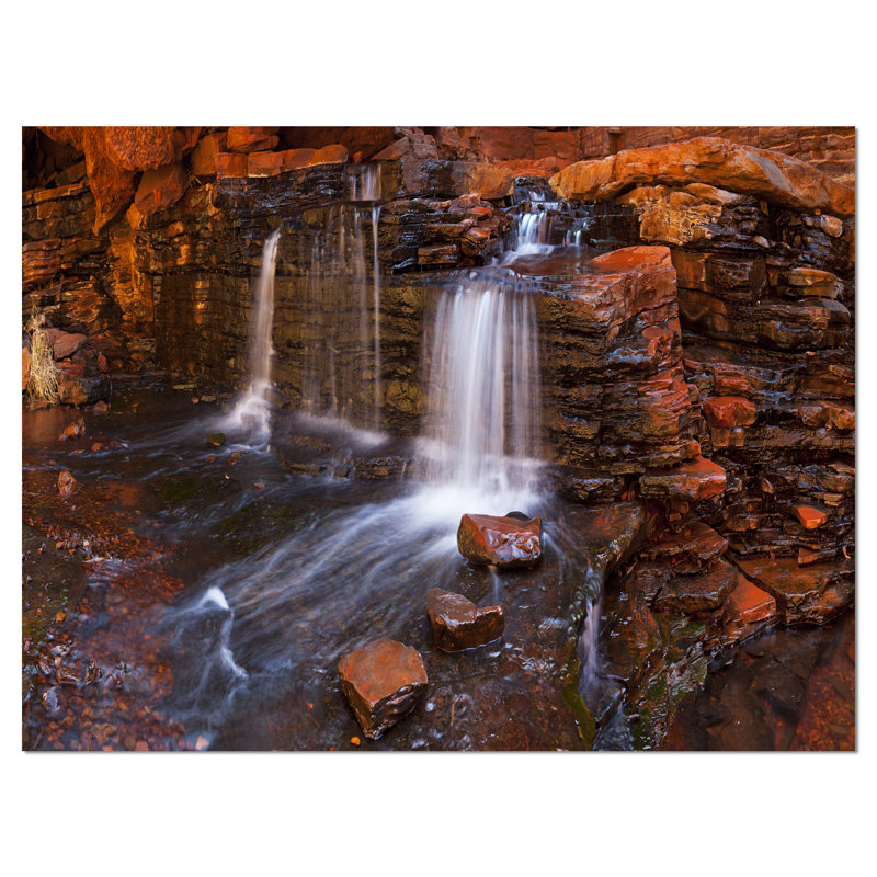Waterfall in Hancock Gorge - Reproduction de photo sur toile tendue, H 20 po x l 20 po x P 1 po