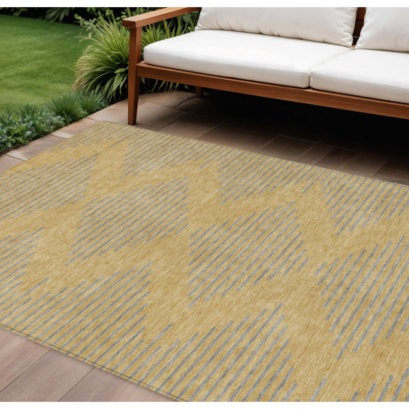 Tapis intérieur / extérieur géométrique lavable doré et ivoire 8 pi x 10 pi