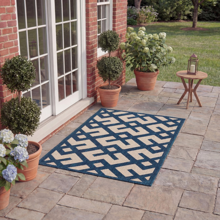 Arneshia Geometric Navy/Beige Indoor/Outdoor Area Rug