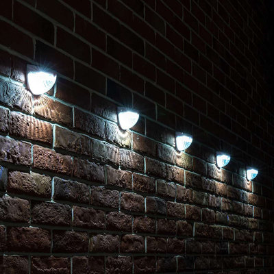 Solar Powered Integrated LED Deck Light Pack