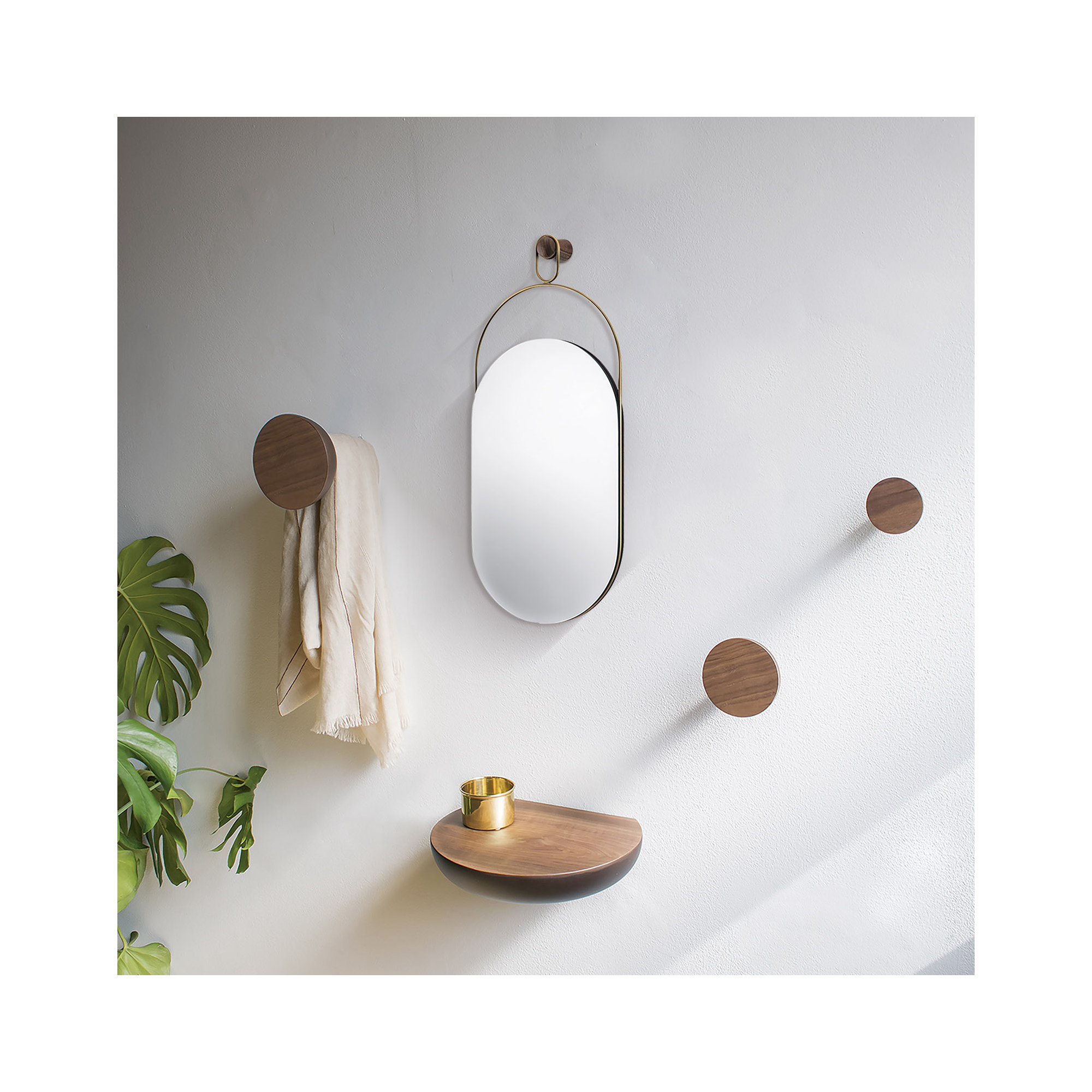 Espejo Eslabon Metal Wall Mirror, Gold