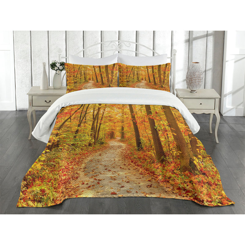 Autumn Pathway Queen Quilted Bedspread Set with Shams