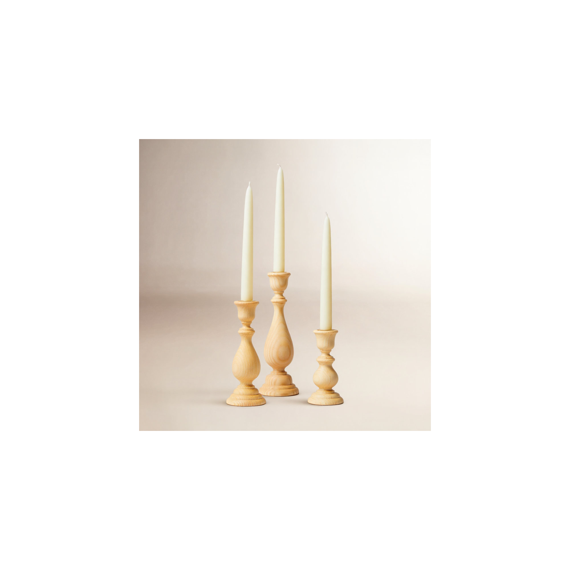 Essex Candlestick, Medium: 7.5" X 2.75", Natural