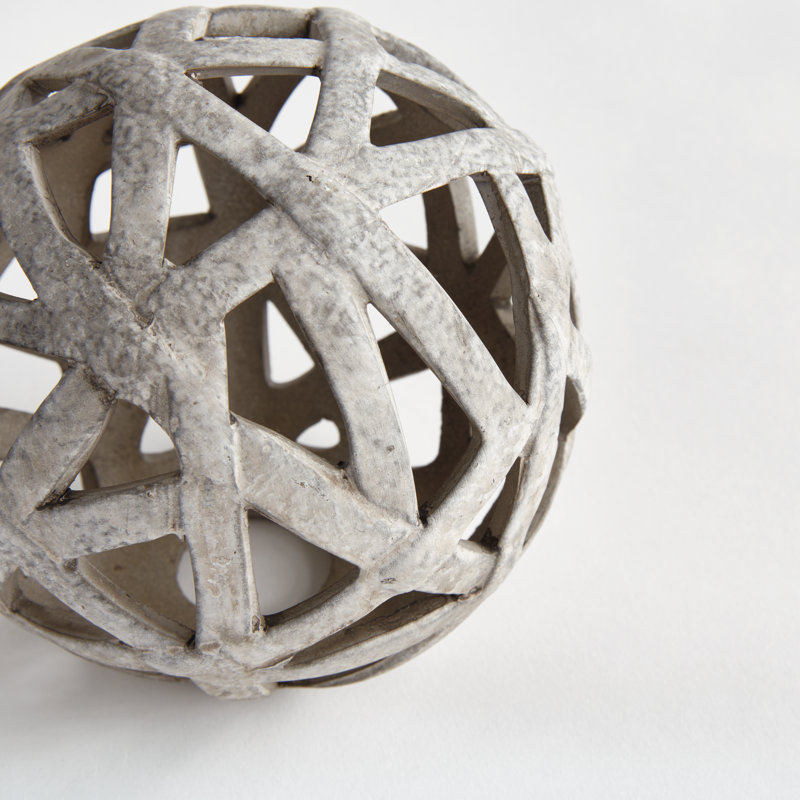 ALICIA METAL ORB, 7.09" H x 7.67" W x 7.67" D, White