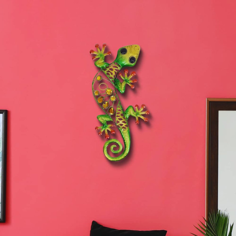 Wall Decor on Metal
