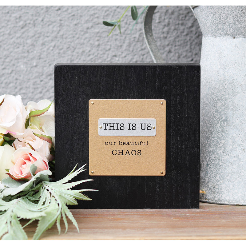 Décoration murale en bois « this is US The beautiful chaos »