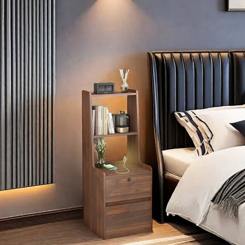 Table de chevet intelligente avec veilleuse à commande vocale, prise de courant et ports de charge USB, armoire de rangement verrouillable et tablettes ouvertes, table de chevet moderne en bois pour la chambre à coucher