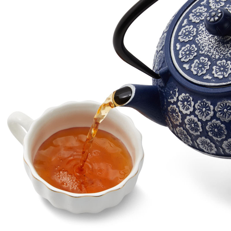 Blue Floral Cast Iron Teapot with Stainless Steel Infuser, 34oz