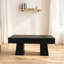 Table basse en bois (sans la chaise)