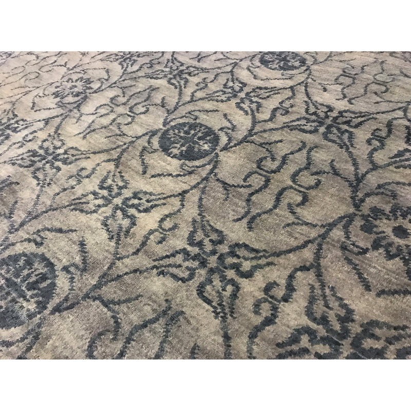 Windsom Damask Indoor Rug, Rectangle 8'2" x 10'1"