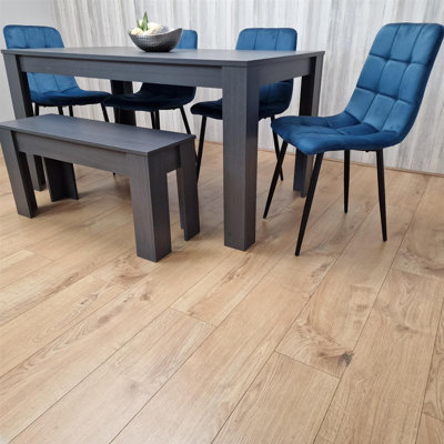 Dundalk 4 - Person Dining Set