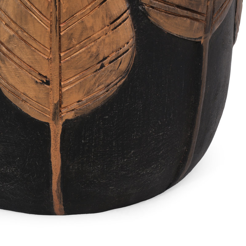Table d'appoint d'extérieur en béton léger teinté cuivre, forme cylindrique arrondie, aspect naturel, 40 cm x 48 cm, aucun montage requis, motif de feuilles colorées, toucher agréable, 40 cm de large et de profondeur, 48 cm de haut.