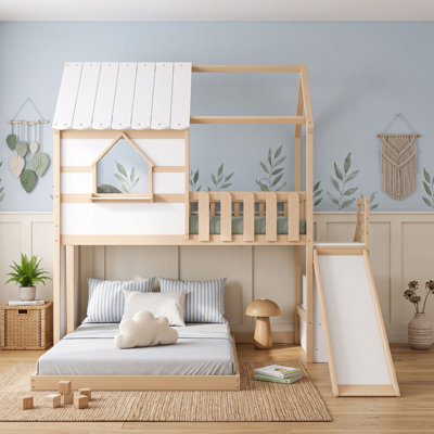 Lit superposé simple au dessus d'une chambre double avec glissière et escalier de rangement