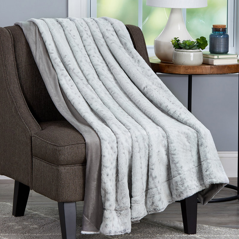 LHC Plush Blanket for Home Décor - Hypoallergenic Faux Rabbit Fur Couch Throw for Sofas and Beds