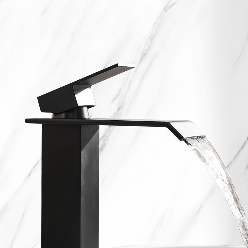 Élégant robinet de salle de bain noir mat avec bec cascade et poignée simple pratique, poignée en acier inoxydable pour une température d'eau optimale, acier